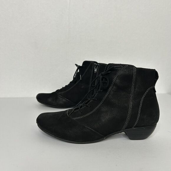 Taos Womens Impulse Size 7 Black Suede/Leather Walking City 90’s Sexy Bootie - Picture 1 of 10